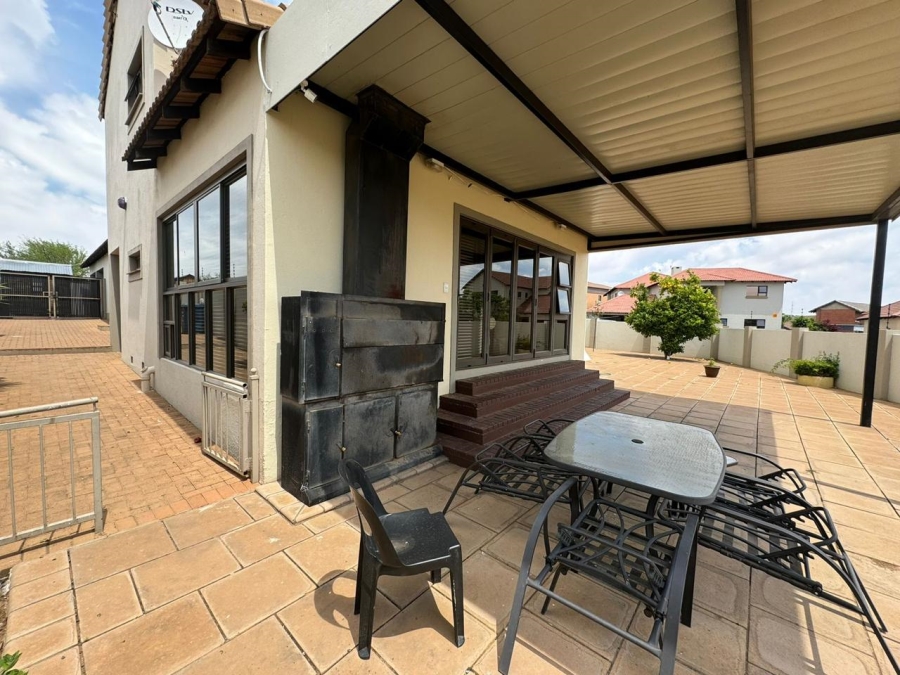 3 Bedroom Property for Sale in Lilyvale Free State